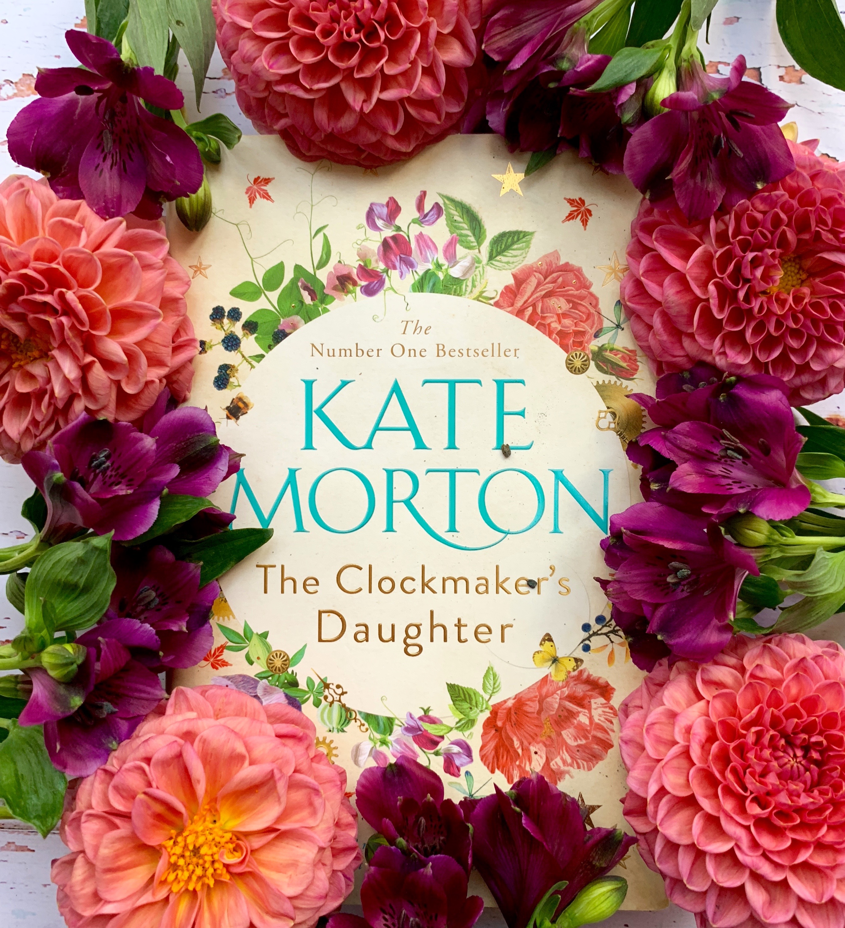 Кейт мортон когда рассеется туман. Кейт Мортон книги. The Clockmaker's daughter. Когда рассеется туман Кейт Мортон книга.